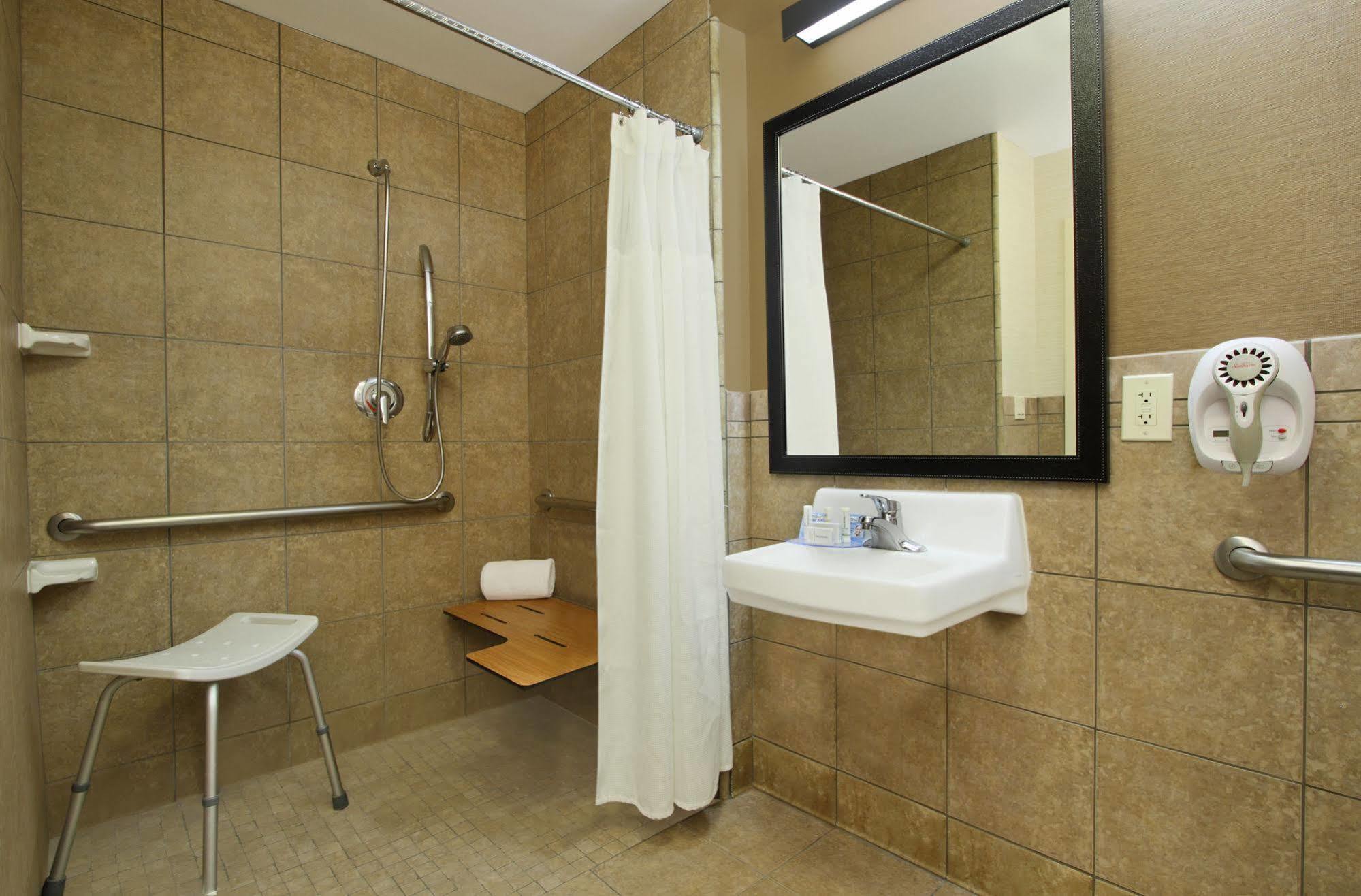 Fairfield Inn & Suites By Marriott Fairfield Napa Valley Area Экстерьер фото